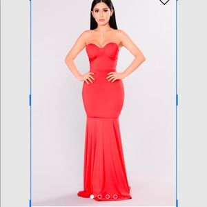 NWT Mermaid Formal Dress Red